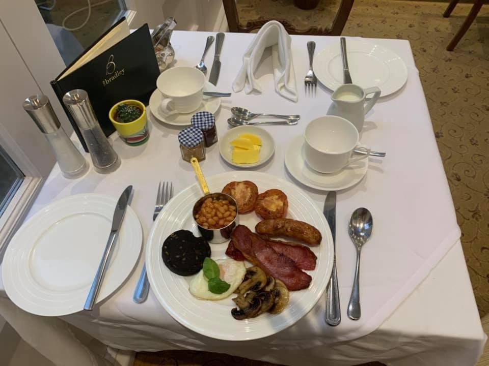 The Bradley Hotel Cheltenham Eksteriør billede